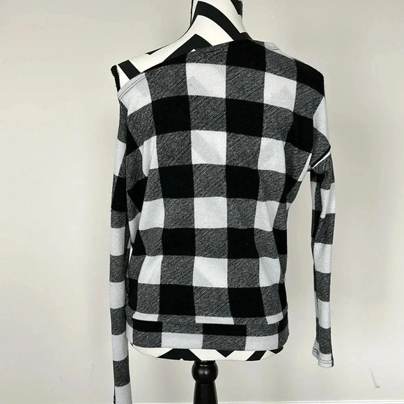 White Birch Buffalo Print Off Shoulder Sweater Sz S - Picture 3 of 5